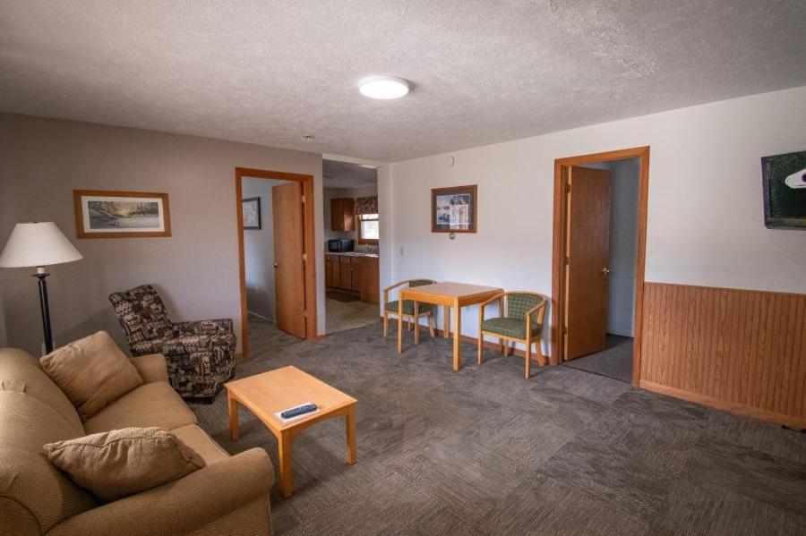 The Superior Motel ミューニシング エクステリア 写真